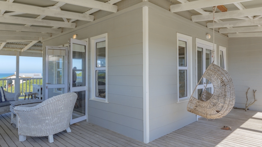 2 Bedroom Property for Sale in Suiderstrand Western Cape